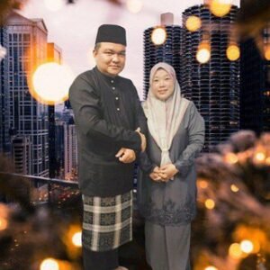 Public Gold by Haiza